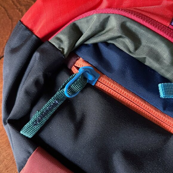 Cotopaxi Kapai 3L Hip Pack red and black NWT - Picture 5 of 11